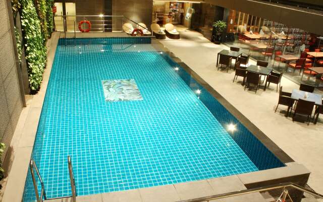 Radisson Blu Hotel Chennai City Centre