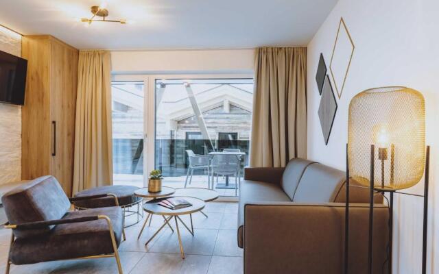 GLEMM by AvenidA Superior Hotel & Residences