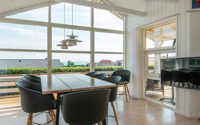 8 Person Holiday Home in Sjolund-by Traum
