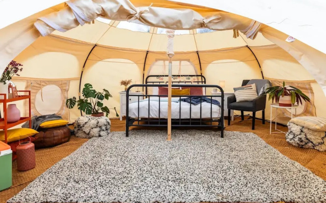Luxury Glamping - Charlcombe Valley Orchards Bath