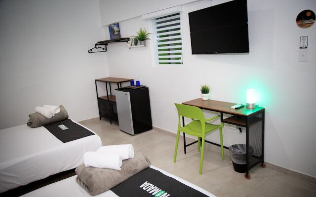 Nomada Beach Hostel - Adult Only