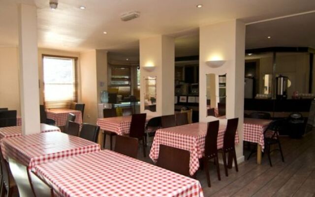 Gloucester Hotel