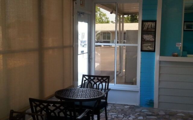 Carters Motel and Mobile Home Village