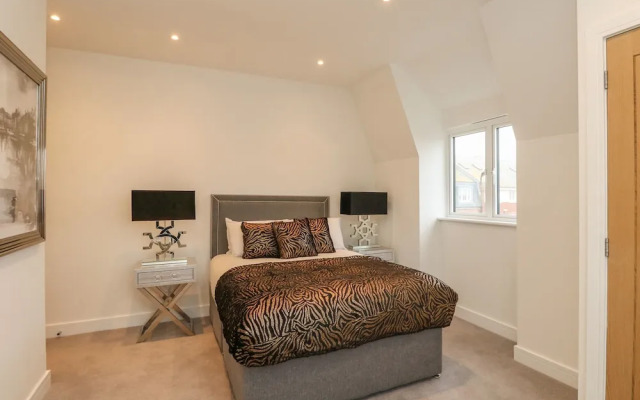 Harbourside Haven Penthouse 2