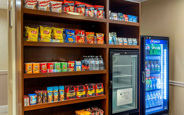 Comfort Inn Foxboro – Mansfield