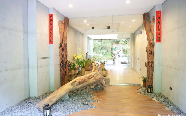 Sun Moon Inn