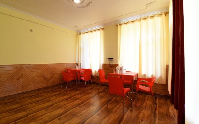 OYO 14580 Home Luxurious Studios Shanag