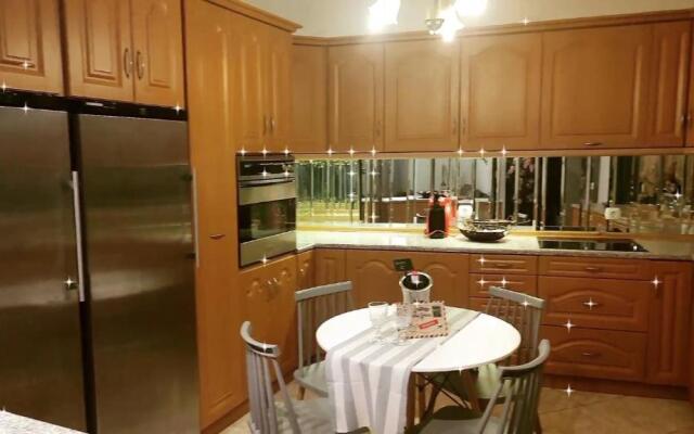 The mulberry apartment