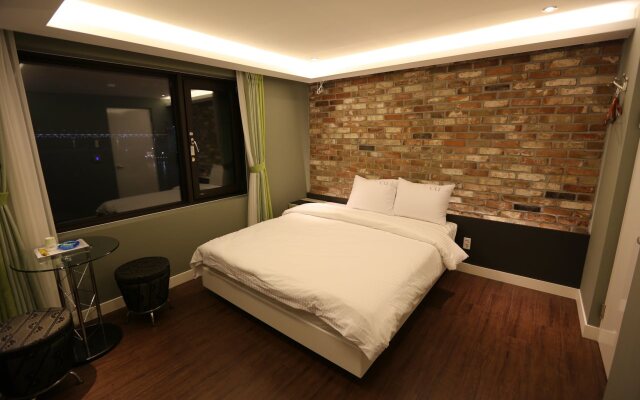 CU Hotel
