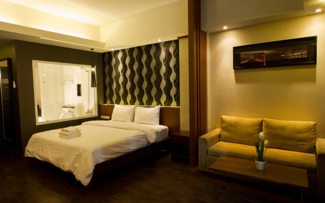 Inn residence serviced suites