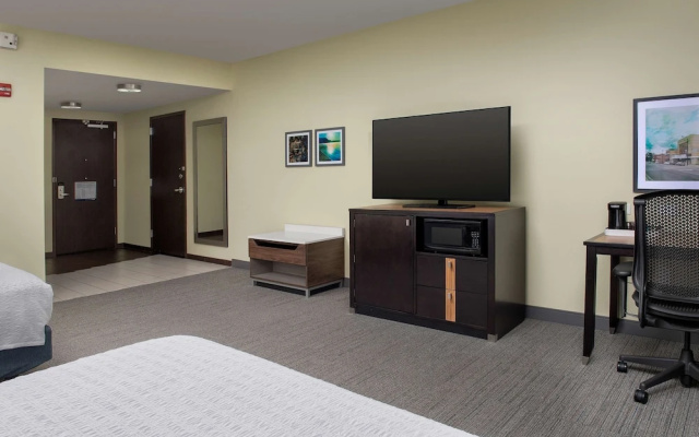 Hampton Inn Clinton
