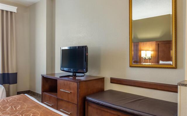 Comfort Suites Raleigh Walnut Creek