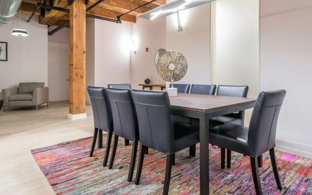 Breathtaking 6 BDR Luxury Condo Downtown Chicago