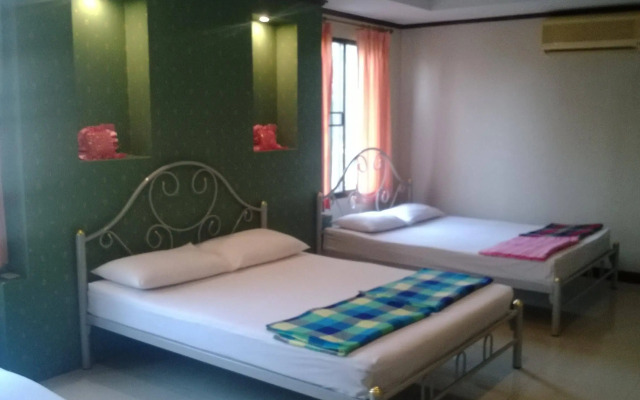Phurahong Homestay