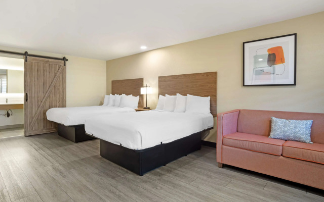 Best Western Shadow Inn