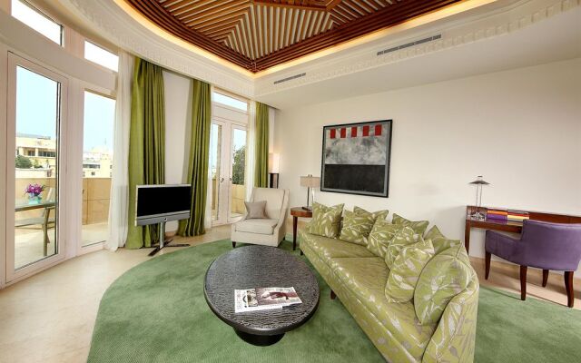 Le Gray Hotel