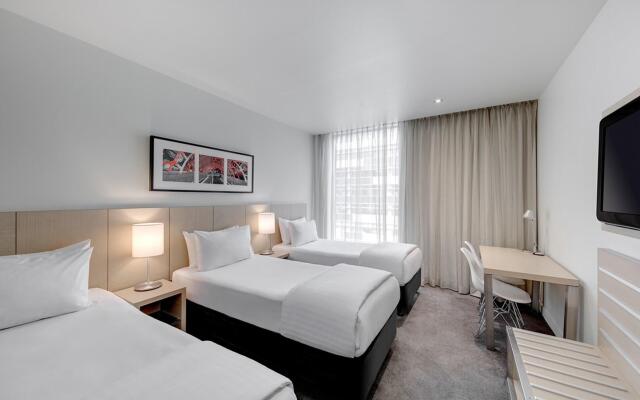 Travelodge Hotel Melbourne Docklands