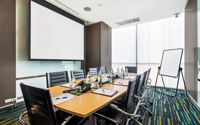 Holiday Inn Express Bangkok Siam by IHG