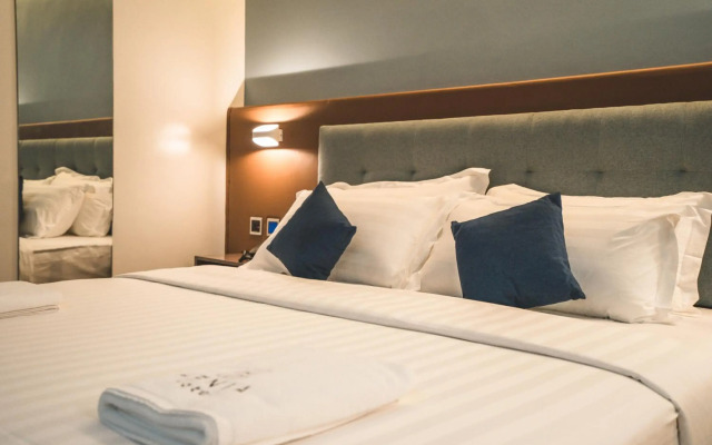Henia Hotel