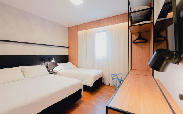 Ibis Curitiba Shopping