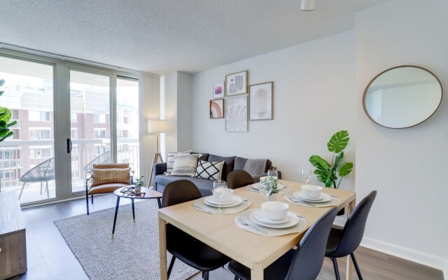 Exquisite 1 Bedroom Condo at Ballston