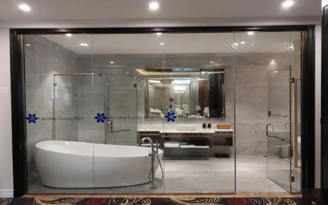 Cua Dong Luxury Hotel