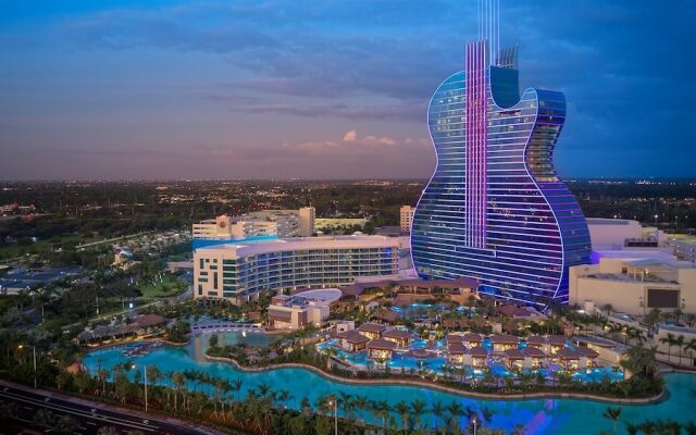The Lake House in Fort Lauderdale
