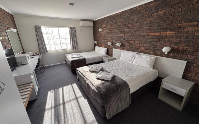 Shakespeare Motel – Guest Rooms – Mackay