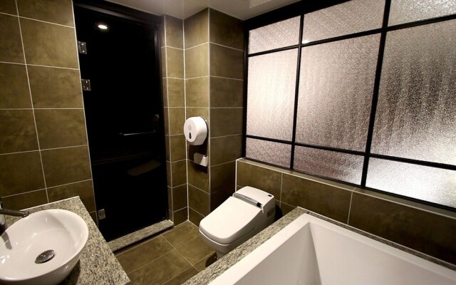 Busan Gwangalli 2 Heaven Hotel