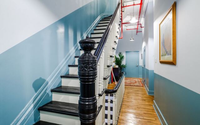 Lamartine Chelsea – Hostel