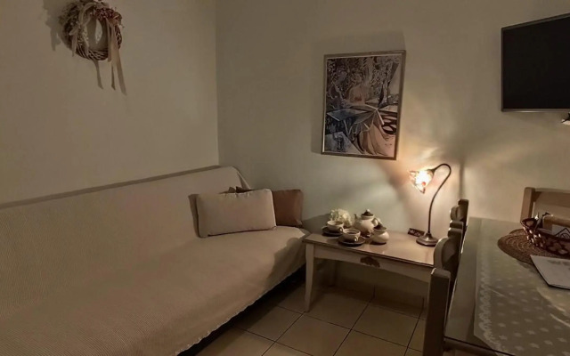 Niki Apartments