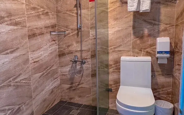 Hotel Buwanrer Garden Number 6