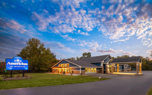 AmericInn by Wyndham Douglas/Saugatuck