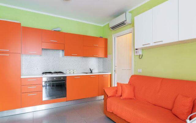 Graceful Holiday Home in Magliolo With Swimming Pool