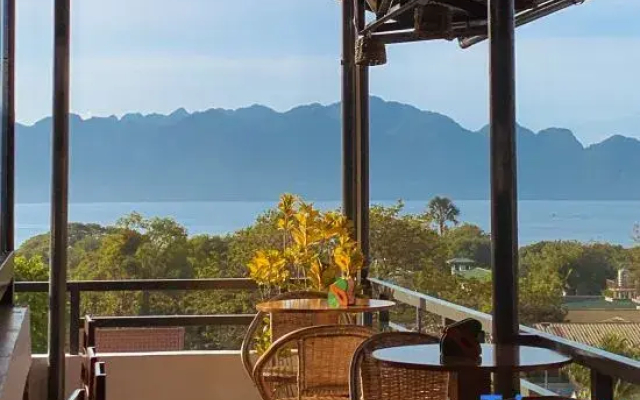 Upgrace Inn Coron