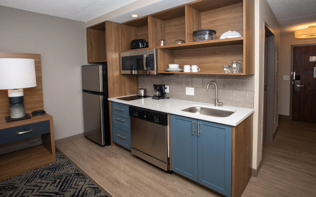 Candlewood Suites Cleveland South - Independence by IHG