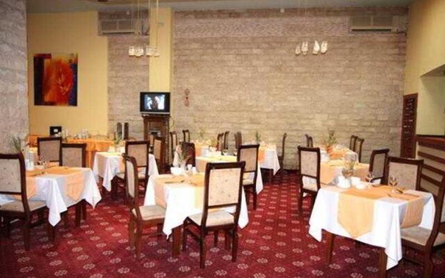 Ambiance Hotel