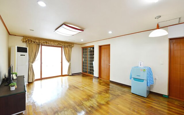 Anmyeondo Ocean View Pension