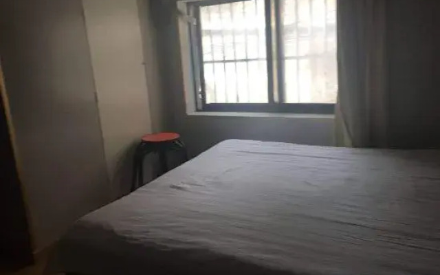 Huali Hostel