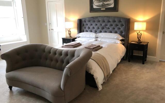 Branxholme Castle (Bed & Breakfast)