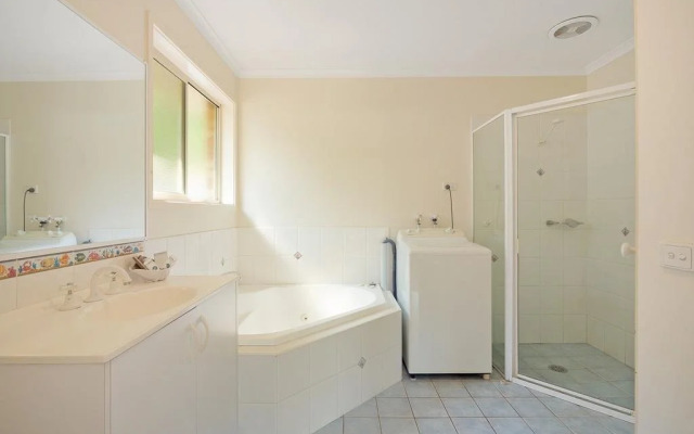 Quarantine Bay Beach Cottages