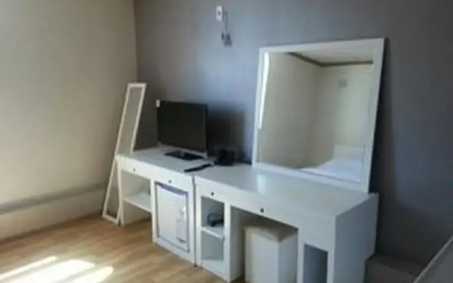 Eldorado Resort Condo