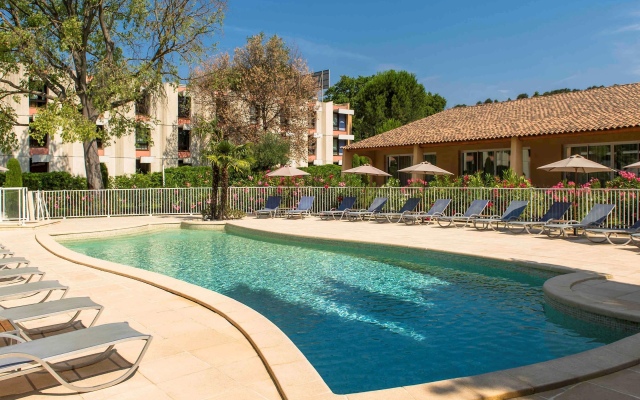 Hotel Novotel Aix en Provence Pont de l'Arc Fenouillères