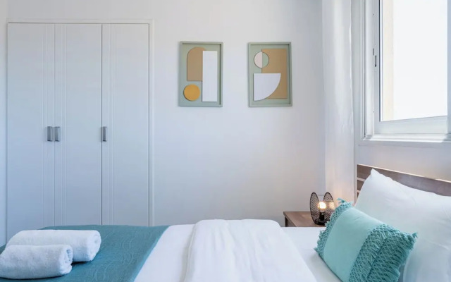 Olympus Stylish 2-BR Apt in Larnaca