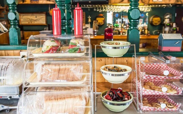 Quality Inn & Suites 1000 Islands