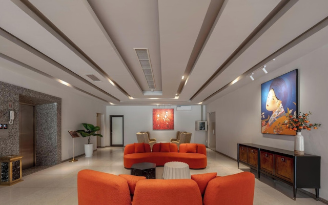 SAZI Parlia Hotel - Free Nails/HairWash & Airport