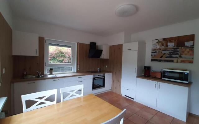 Steepleview House, Schwarzwaldblick Apartment - spacious & peaceful