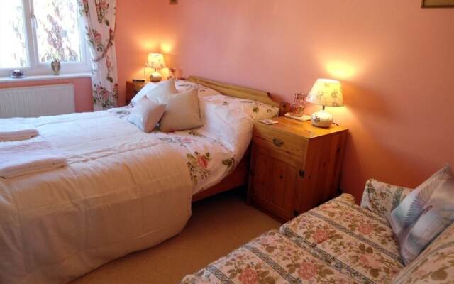 Living Waters Retreat House and B&B