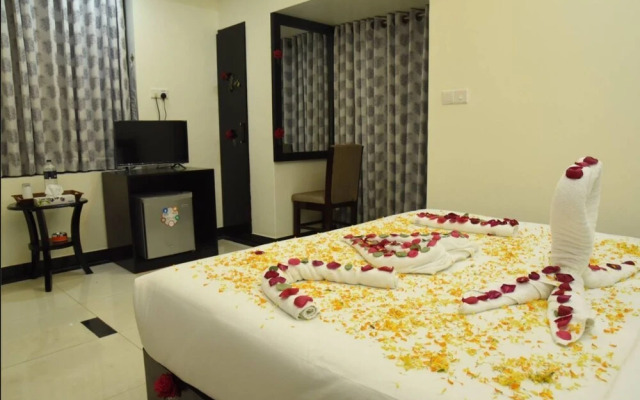 Hotel Elaf International