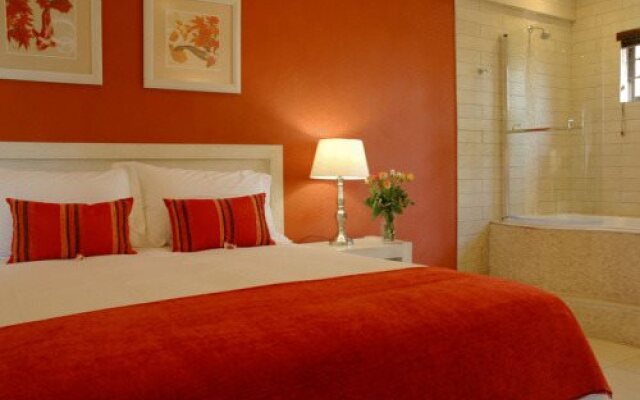 36 On Bonza Boutique Hotel